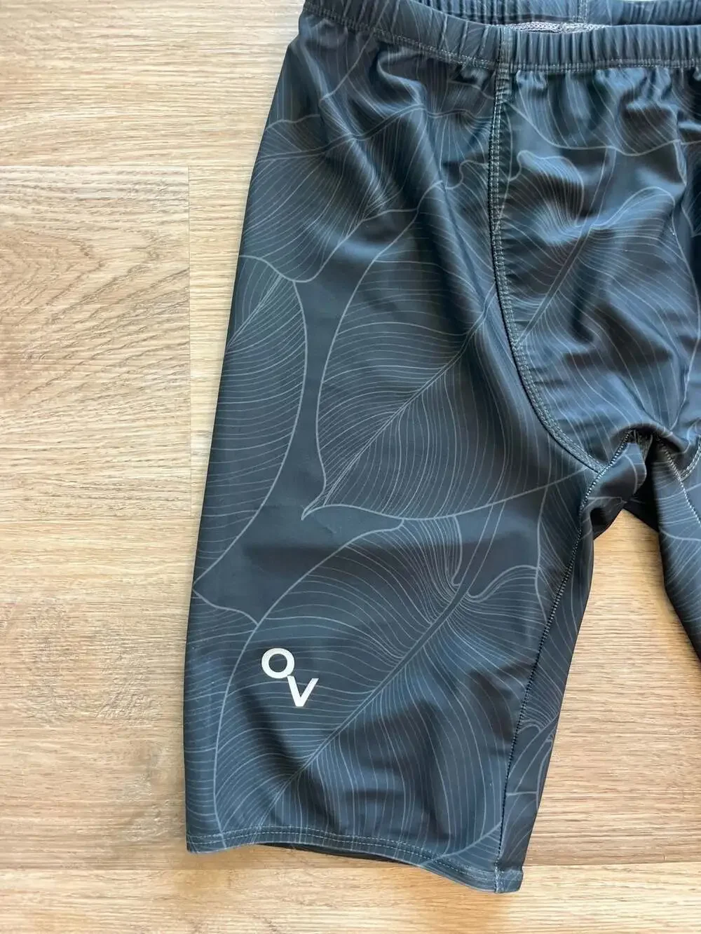 Onvous, Athletic Swim Jammers, Leaf Print, Blackish/Green, Stretchy, M
